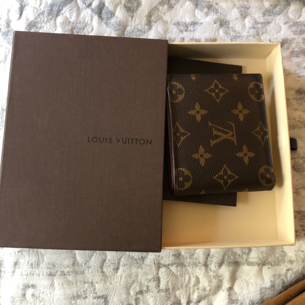 Louis Vuitton Marco wallet monogram